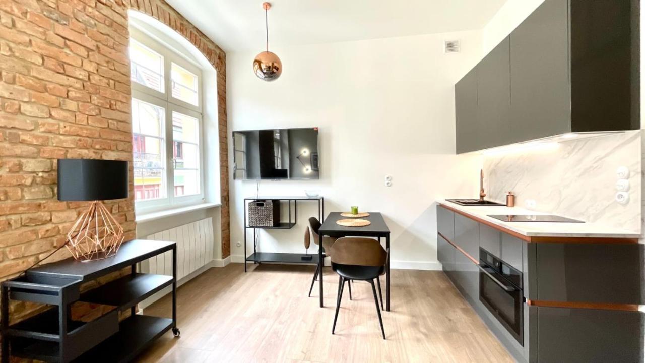 Zielona Kanapa - Za 100M Rynek Breslau Exterior foto